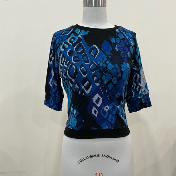 Top - Picture 2 of 4